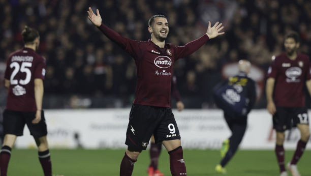 OVAKO SE NE OSVAJA TITULA! Milan zaustavljen u Salernu, poslednjeplasirani tim Serije A zaustavio lidera!