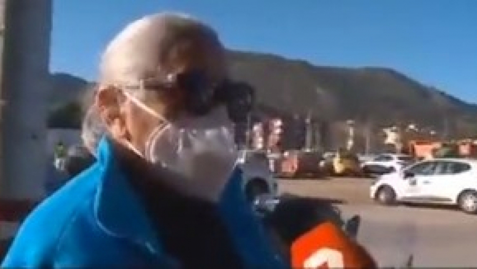 KAD TE PONESE EUFORIJA! Starica satima stajala u redu s navijačima misleći da je red za vakcinu