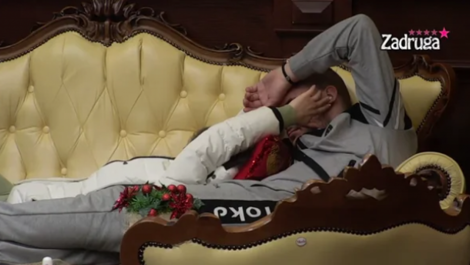 POMIRENJE NA POMOLU?! Oženjeni Gruja ne može da se kontroliše kada je Mima u pitanju, mazio ljubavnicu pred svima!