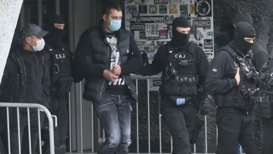 USTANIČKA POD OPSADOM Počinje suđenje Velji Nevolji i Marku Mesaru, svedoči saučesnik koji ih je odrukao