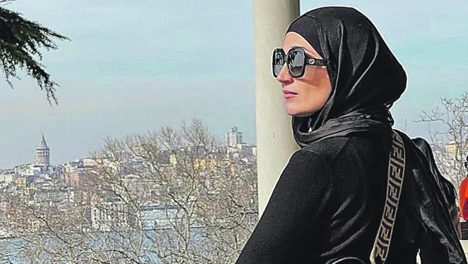 NA LISTI MUFTIJIN AMANET NEMA ELME ELFIĆ ZUKORLIĆ Muamerova druga žena: Ja sam kao Hurem