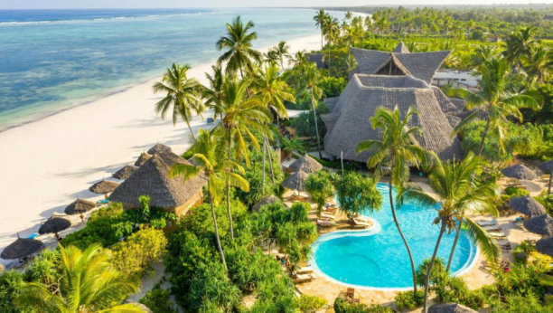 DOŽIVITE NEZABORAVNE ZALASKE SUNCA 10 razloga da posetite Zanzibar ove zime
