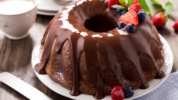 Prste da poližeš: Čokoladni kuglof (RECEPT)