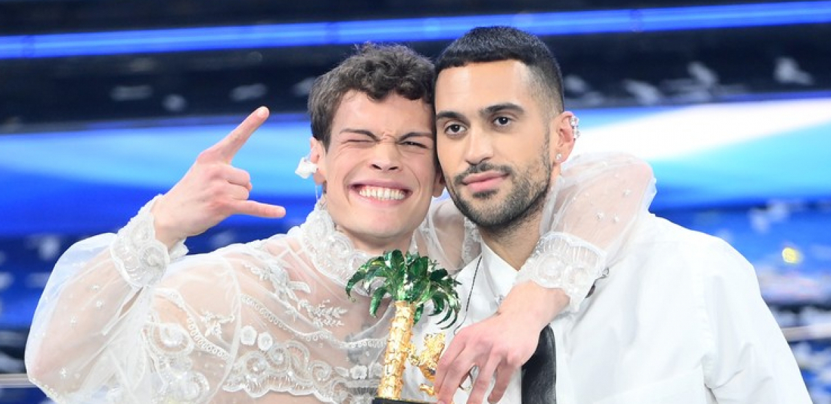 POZIRALI KAO OD MAJKE ROĐENI! Italijanski predstavnici na Evroviziji 2022. kao od majke rođeni, fotka napravila haos na mrežama! (FOTO)