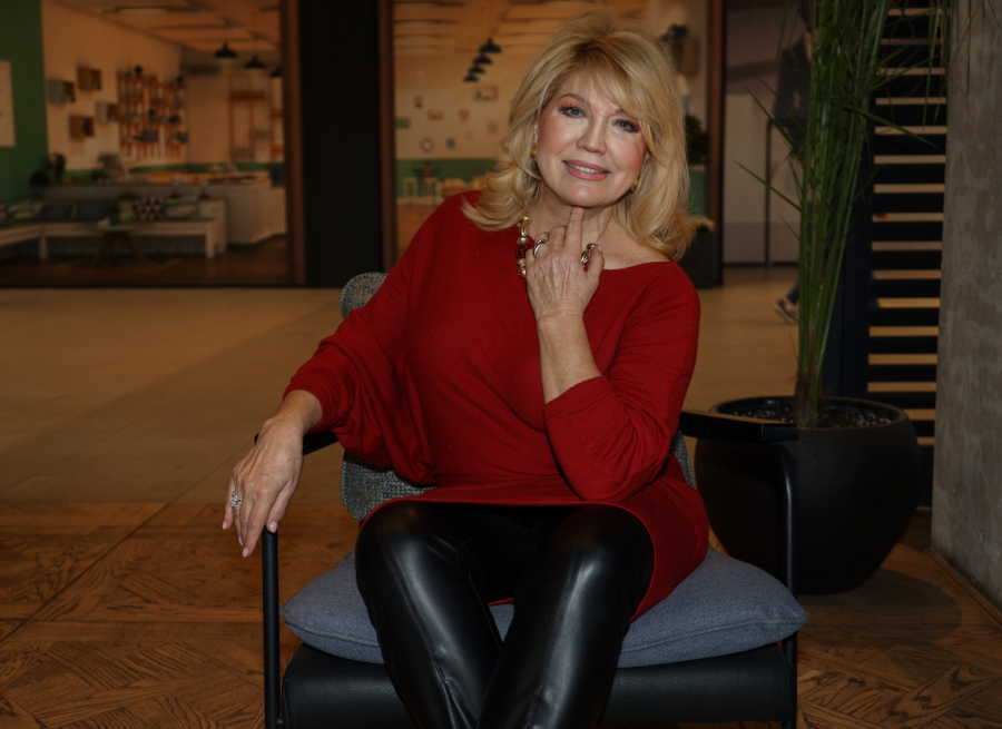 JA NISAM STARLETA, IMAM FAKULTET Ovako je Suzana Mančić reagovala kada je saznala koji su joj nadimak dodelili nakon svega