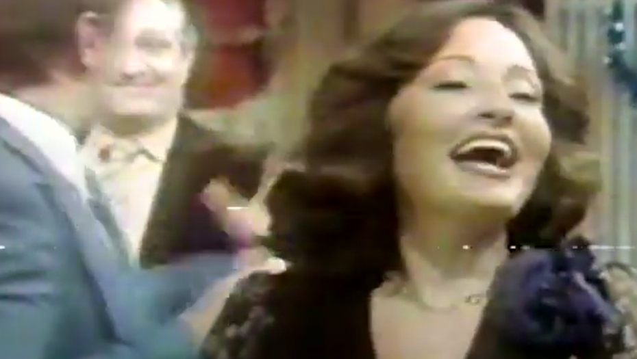 KO JE PEVAČICA RASKOŠNOG GLASA I TRAGIČNE SUDBINE?! Njen unuk je bio u Pinkovim zvezdama, a ona je preminula od tuge za ćerkom!