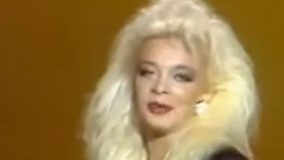 DEVEDESETIH JE BILA NAJPOPULARNIJE MUZIČKO LICE! Nikada nije htela da peva narodnjake, evo o kome je reč!