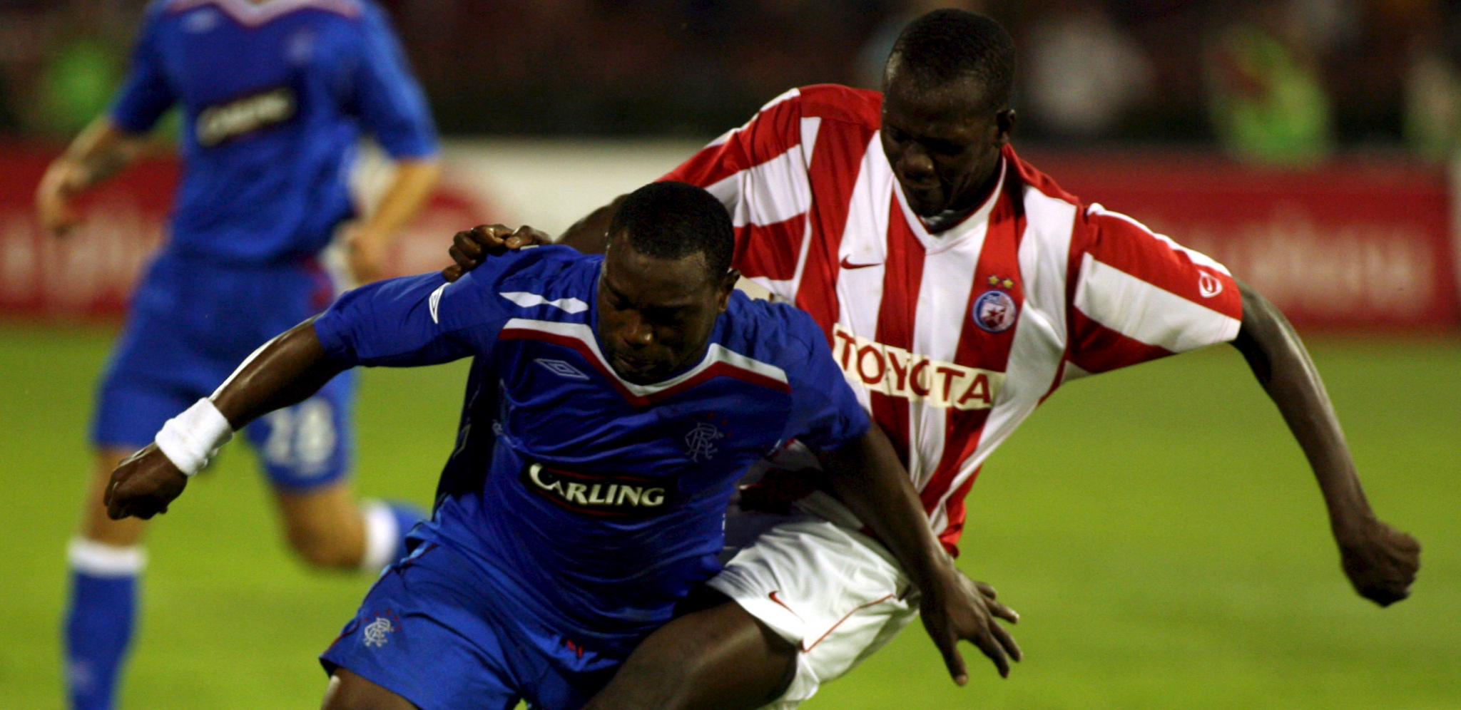 POLICAJCI IZ GLAZGOVA, DŽERARDOV AMANET I SEĆANJE NA "ONAJ" ZICER! Rendžers stiže na "Marakanu", a ovo je sve što bi trebalo da znate o Škotima!