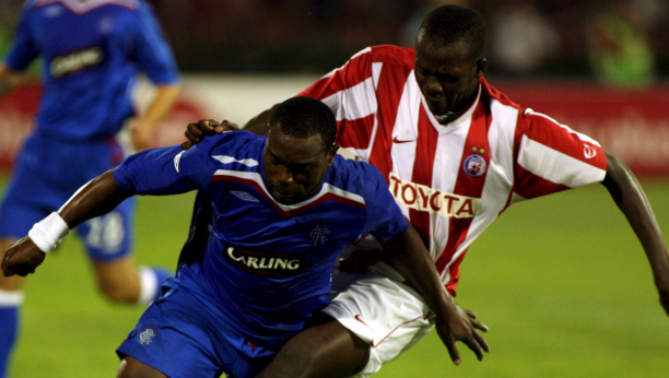 POLICAJCI IZ GLAZGOVA, DŽERARDOV AMANET I SEĆANJE NA "ONAJ" ZICER! Rendžers stiže na "Marakanu", a ovo je sve što bi trebalo da znate o Škotima!