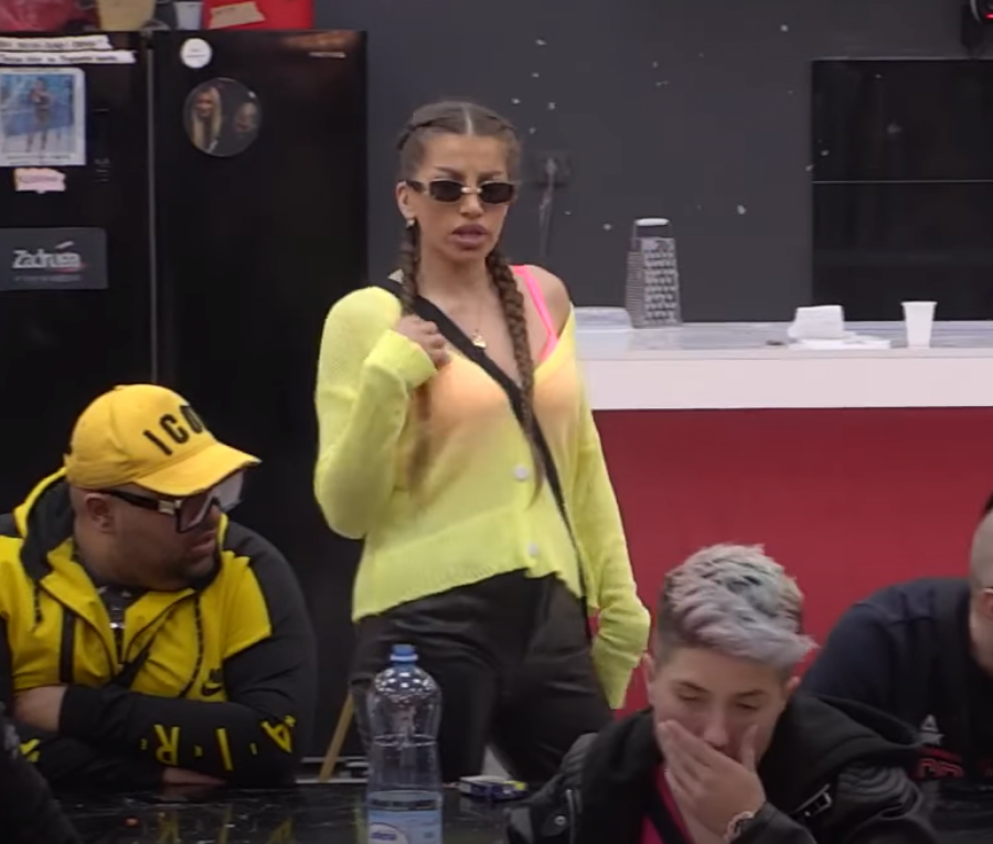 DALILA OTKRILA KAKO SE OSEĆALA KADA JE VIDELA OCA! Dragojevićka progovorila i o budućnosti sa Filipom: On je istetovirana beba!