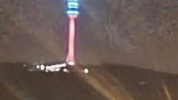 ŠOK SNIMAK SA AVALE Munja udarila kod tornja, cela Srbija bruji o neviđenom prizoru (VIDEO)