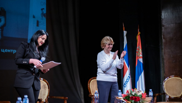 IZBORNI SKUP SRPSKE NAPREDNE STRANKE U NIŠU Grujičić: Verujem da ćemo uspeti, jer zajedno možemo sve