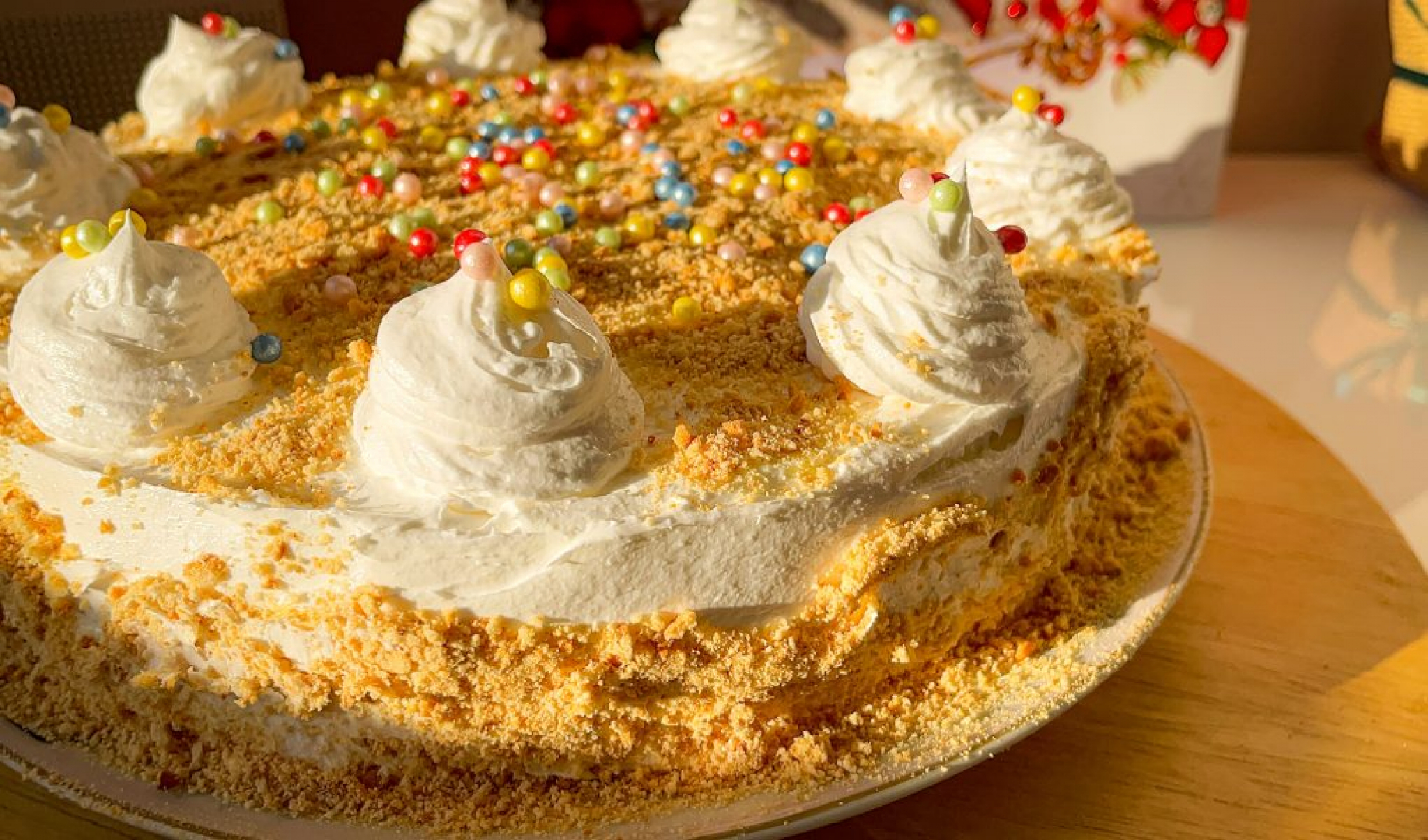 POSLASTICA ZA ČISTU PETICU Kremasta princes torta, sa preukusnim filom i biskvitima sa keksom