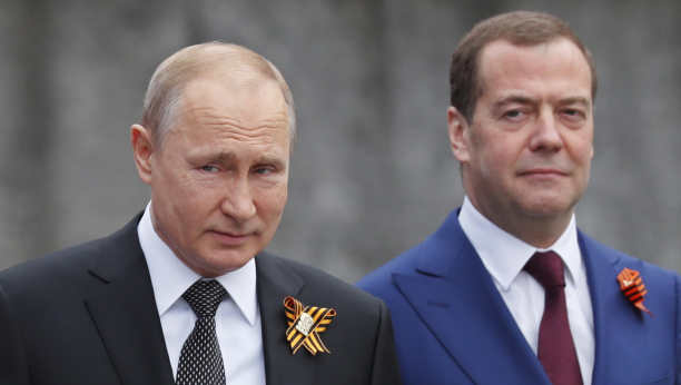 ZAPAD KIPTI OD BESA ZBOG SI ĐINPINGA Medvedev: Drago nam je