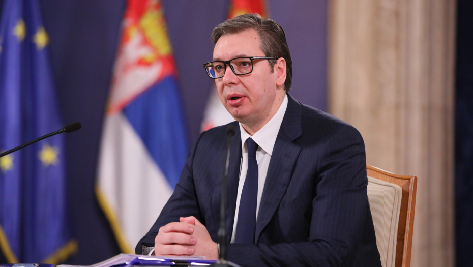 Predsednik Vučić danas obilazi skladišta Robnih rezervi