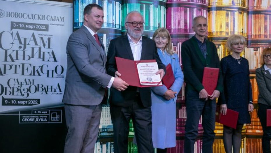 PONOVO RADI SAJAM! Tradicionalnom dodelom nagrada svečano otvoren Međunarodni sajam knjiga, obrazovanja i umetnosti u Novom Sadu, a evo ko je govorio na otvaranju