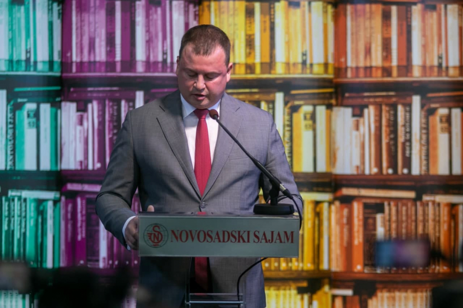 PONOVO RADI SAJAM! Tradicionalnom dodelom nagrada svečano otvoren Međunarodni sajam knjiga, obrazovanja i umetnosti u Novom Sadu, a evo ko je govorio na otvaranju