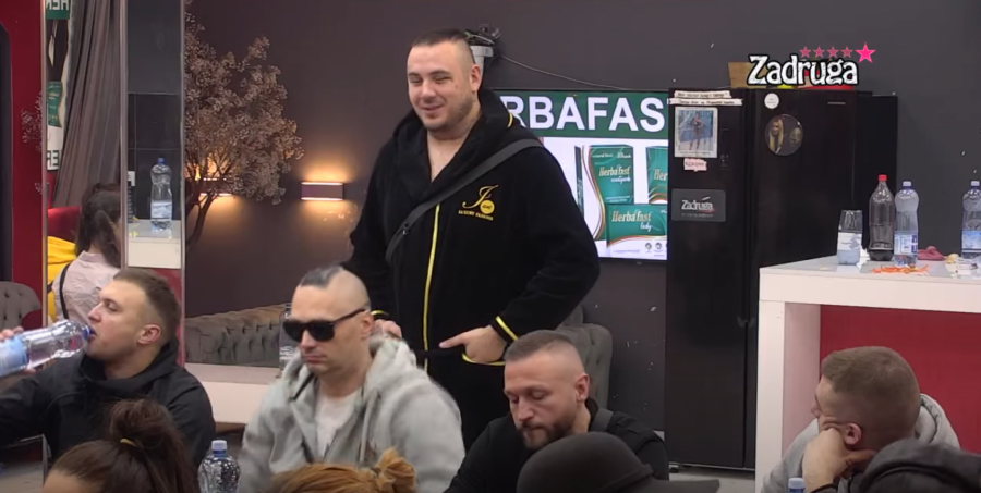 ŽESTOKO! Car na sve načine pokušava da se opravda zbog raskida sa Dalilom, ona ga brutalno sasekla!