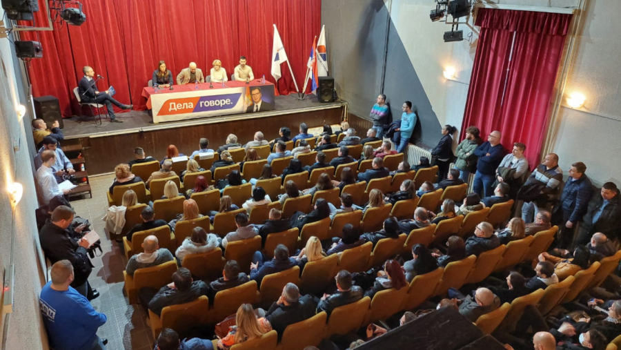 RAZGOVOR SA GRAĐANIMA BRANIČEVSKOG MOSTA Grujičić, Vučević, Todorović i Sara Pavkov obišli Petrovac na Mlavi (FOTO)