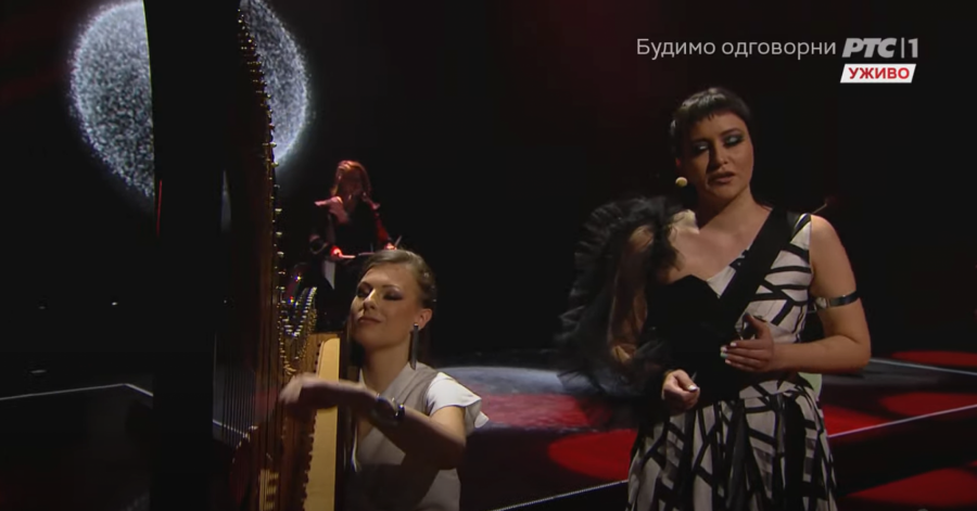 PRVA ČETVORKA ODUŠEVILA SVE! Zoe Kida zablistala na sceni glasom i stasom, a jedan detalj je privukao posebnu pažnju!