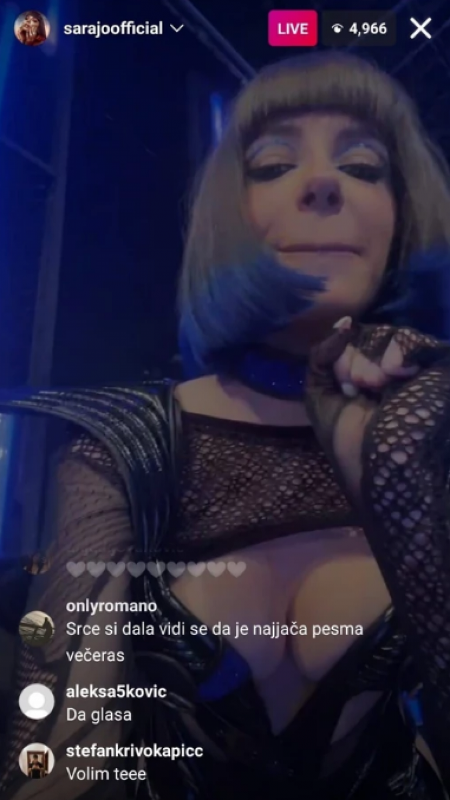 NADAM SE DA ME VIDITE OD OVIH SI*A! Sara Jo šokirala izjavom uživo u programu, komentari na račun njenog kontroverznog izgleda samo pljušte! (FOTO)