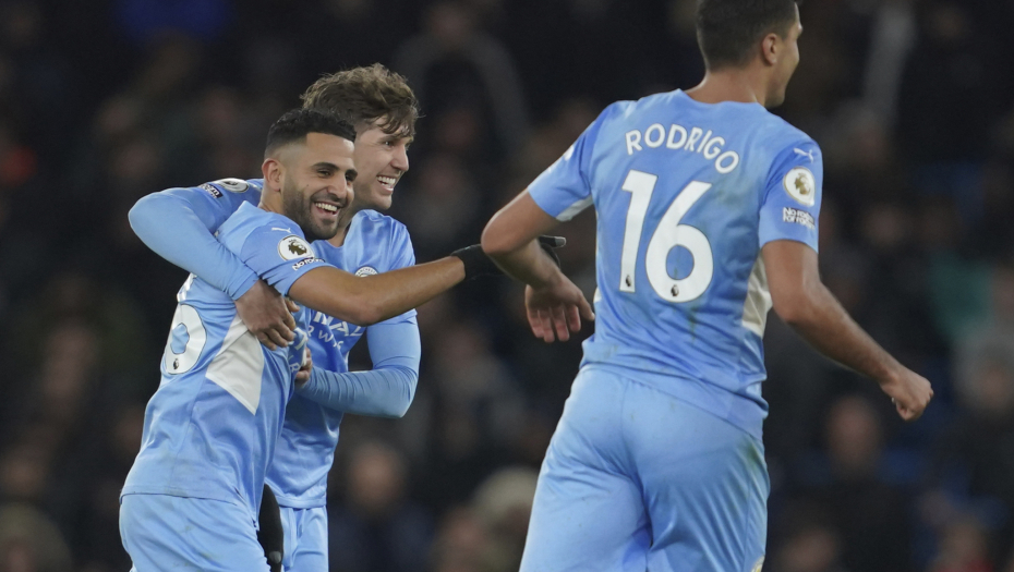 MANČESTER JE PLAVE BOJE! Siti deklasirao Junajted