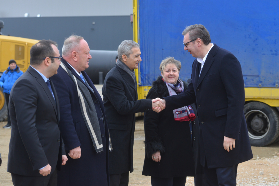 VUČIĆ U LESKOVCU Srbija će preživeti bez posledica, ali se bojim drugih nepredvidljivih stvari (FOTO/VIDEO)