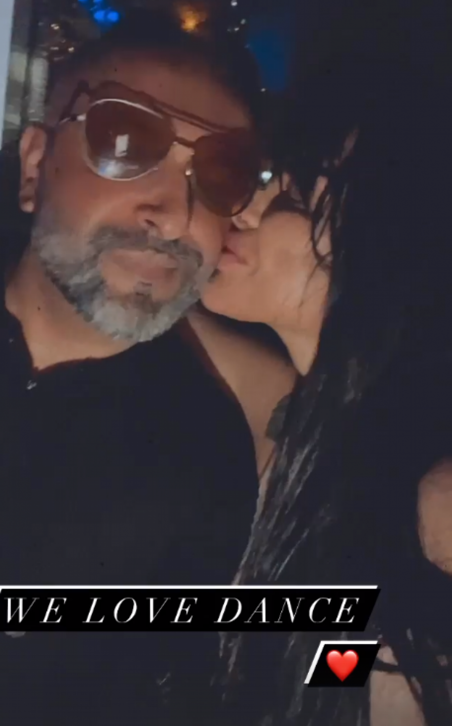 UDALA SE I IZAŠLA U PROVOD! Zerina Hećo u klubu pokazala muža, pa zavodljivo igrala sa drugim muškarcem (FOTO)