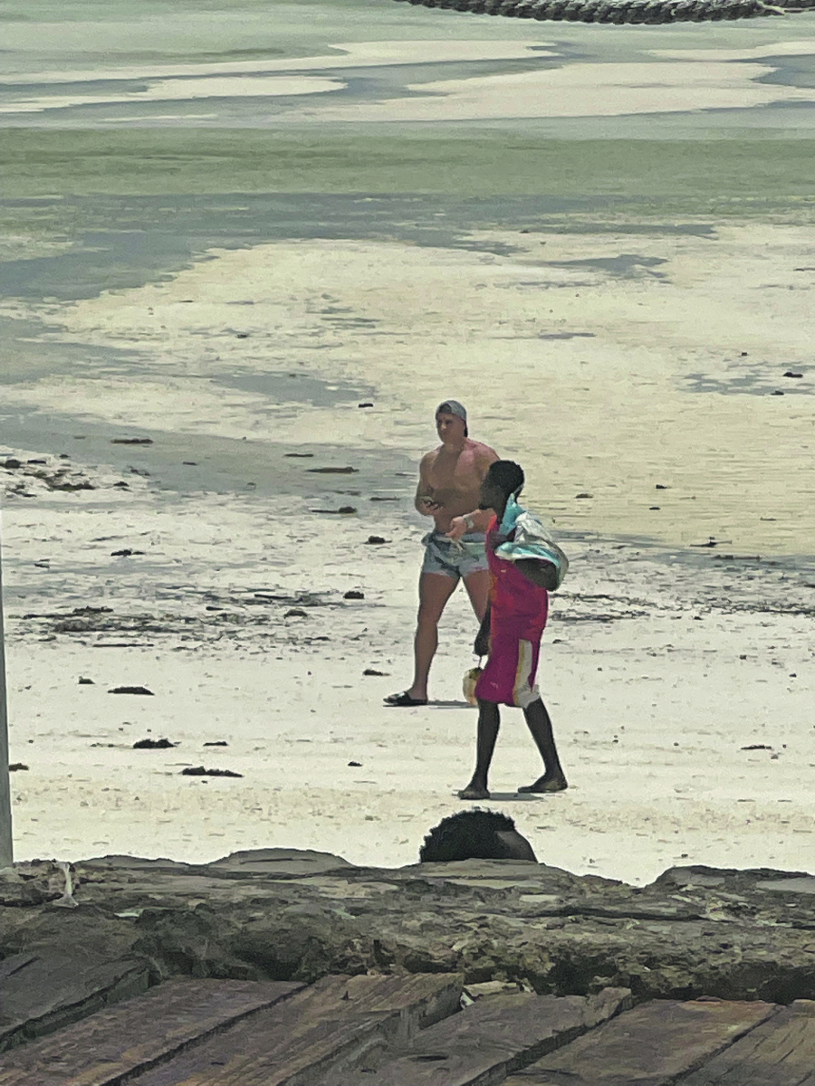 POSTAJE TATA?! Ekskluzivne fotografije i detalji iz privatnog života starijeg brata Dragojevića: David želi da usvoji dete sa Zanzibara!