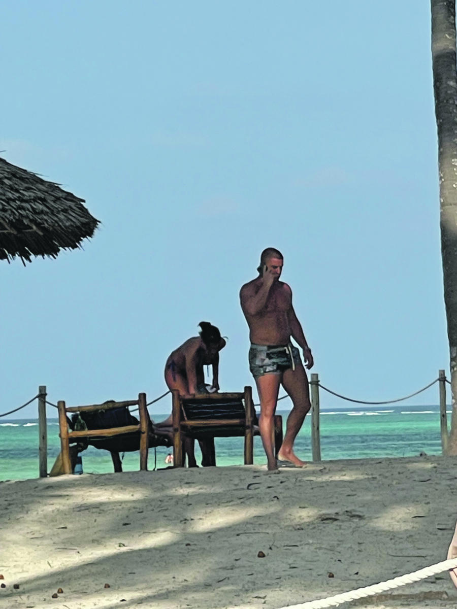 POSTAJE TATA?! Ekskluzivne fotografije i detalji iz privatnog života starijeg brata Dragojevića: David želi da usvoji dete sa Zanzibara!