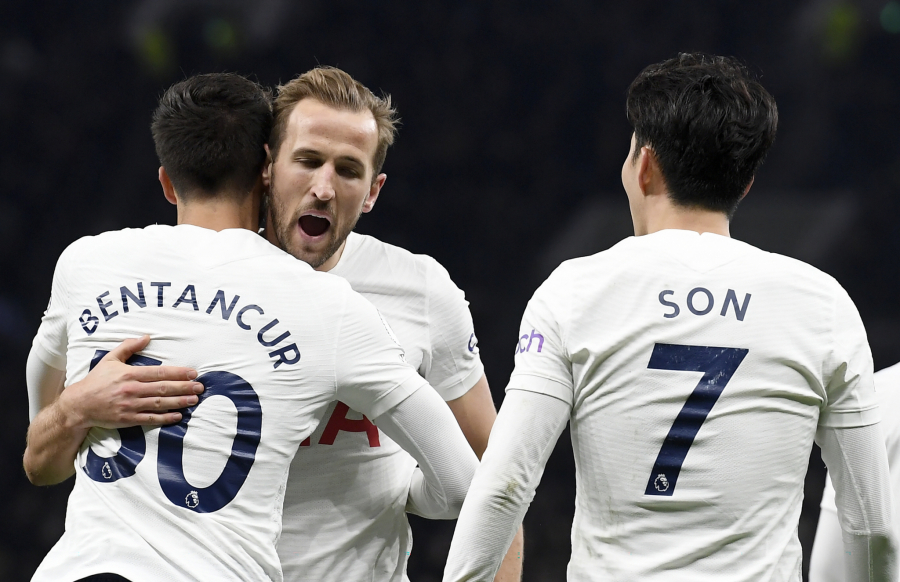 TRANSFERI - SEDMI DAN Severina u Humskoj, Bahar otkrio ko ostaje u Zvezdi, Vlahović na meti velikana