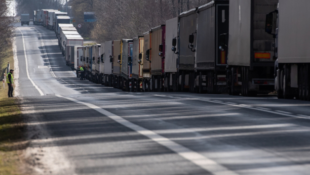 KAMIONI ČEKAJU I PO 24 SATA Kolona duga 10 kilometara, ovo je razlog