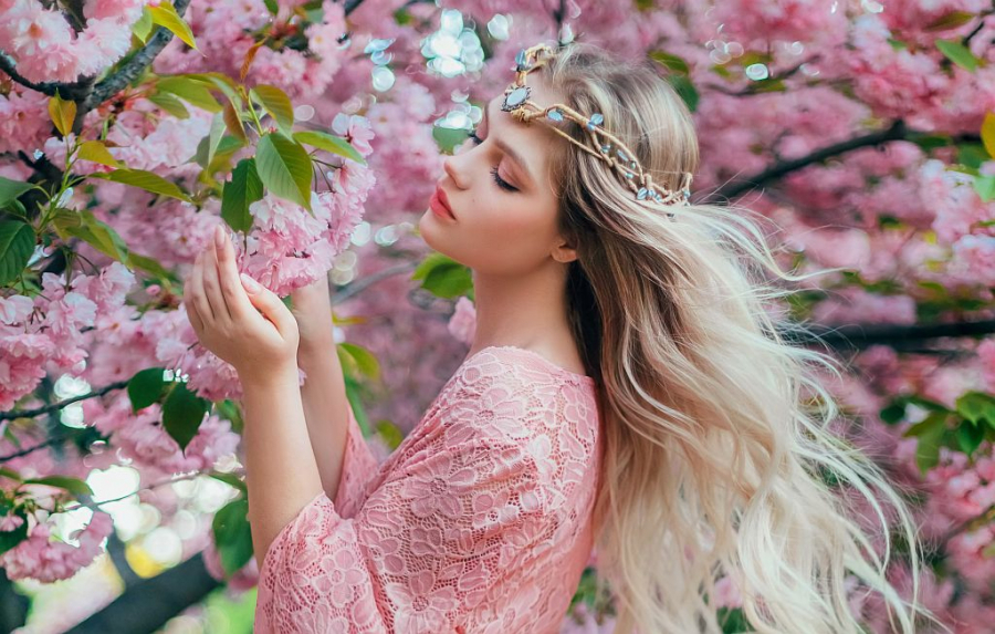 HOROSKOP ZA SUBOTU, 14. MAJ Bikovi će imati prepreke sa neočekivane strane, Lav neće odoleti zabranjenoj ljubavi, Škorpija gubi novac