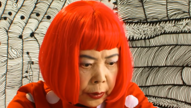 IMA 93 GODINE I NAJPOPULARNIJA JE SLIKARKA NA SVETU Preko 40 godina je u duševnoj bolnici, a stvara i danas!