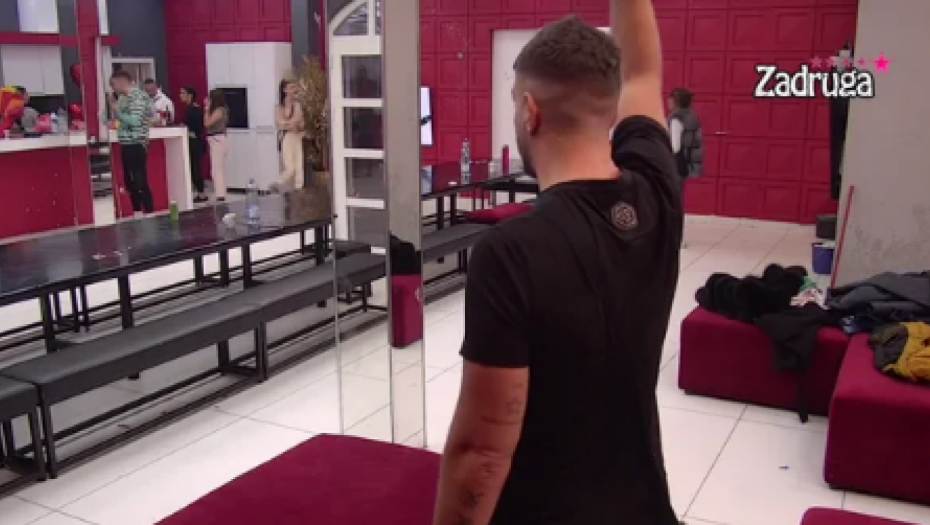 NIŠTA VIŠE NEĆE BITI ISTO! Zadrugar otkrio strogo čuvanu tajnu u rijalitiju, nije mogao više da ćuti i javno obelodanio sve!