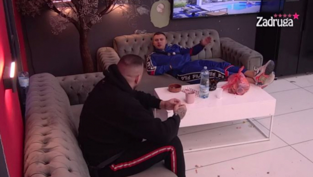 REŠIO SE BEDE I TUGE I VRATIO PORODICU! Dejan Dragojević javno raskrinkan, ovo mu je bio plan od početka, a sada je sve obelodanjeno!