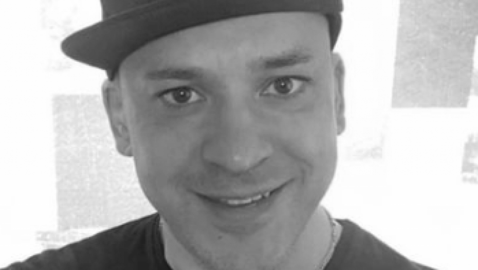 TUŽNE VESTI Preminuo poznati pevač (51)