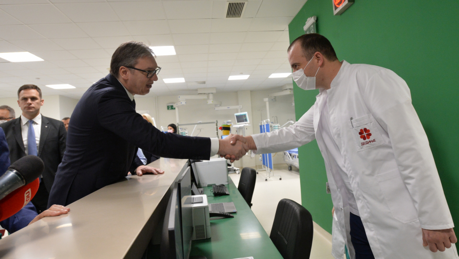 Vučić sutra na dodeli sanitetskih vozila zdravstvu  i svečanosti povodom početka rada 500 novih lekara