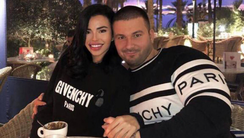 OTAC UBIJAO ZA BOJOVIĆEV KLAN SIN NAORUŽAVAO BELIVUKA Dušan Lovrenović (28), vođa kriminalne grupe iz Gradiške, predao se zagrebačkoj policiji