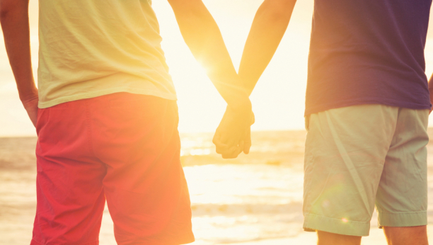 DARVIN ZABRINUT ZBOG ISTRAŽIVANJA! Institut Damar: 60,8 odsto Crnogoraca kaže da homoseksualnost treba klasifikovati kao bolest