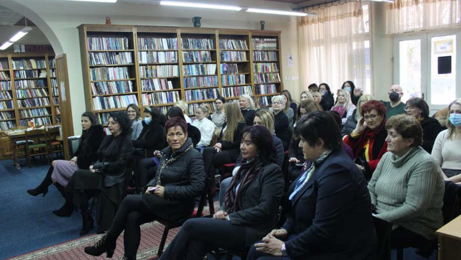 TRIBINA NA TEMU RODNE RAVNOPRAVNOSTI I POPULACIONE POLITIKE U SRBIJI Briga o deci i majkama je jedan od prioriteta u radu opštine Vrnjačka Banja