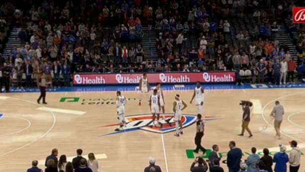 TIMOVI U ISTIM DRESOVIMA?! Nesvakidašnja situacija u NBA! (VIDEO)