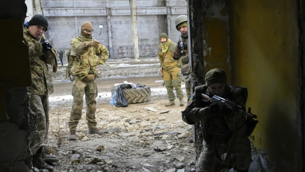BELORUSIJA RASPOREĐUJE TRUPE Vojska ide na granicu sa Ukrajinom