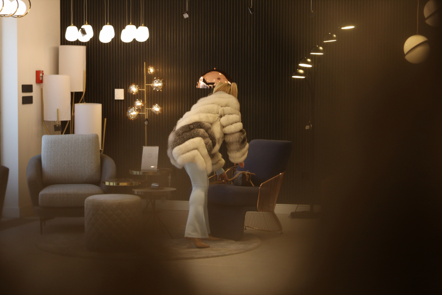 EKSKLUZIVNO! Jovana Jeremić oprema stan u Mirijevu, evo kako voditeljka bira šta će kupiti za enterijer svoje nove nekretnine!