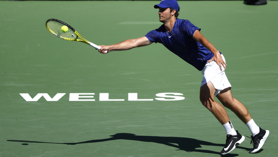 SJAJNI KECMANOVIĆ U ČETVRTFINALU INDIJAN VELSA! Srbin igra tenis života, pao i Beretini