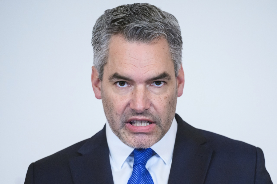 ZEMLJOTRES NA BERZI Izjava kancelara 