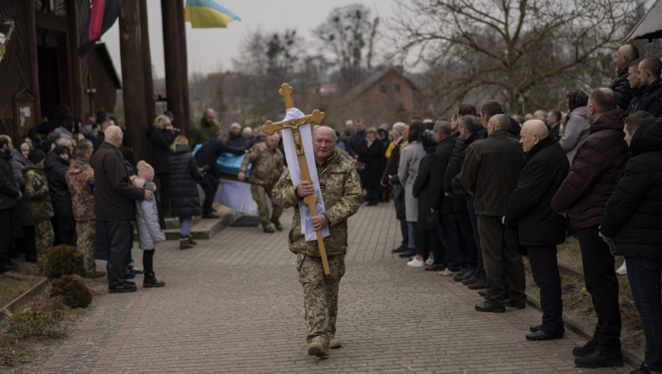 "AMERIKA MORA DA POŠALJE STRUČNJAKE DA PROVERE STANJE U UKRAJINI" Ekspert tvrdi da Kijev "masno laže" i da ima STRAHOVITE GUBITKE