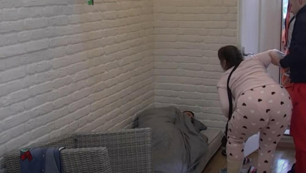 MILJANA ULETELA SA MOTKOM KOD ZOLE U IZOLACIJU! Kulićeva pobesnela zbog pominjanja roditelja, krenula da mlati bivšeg dok je spavao!