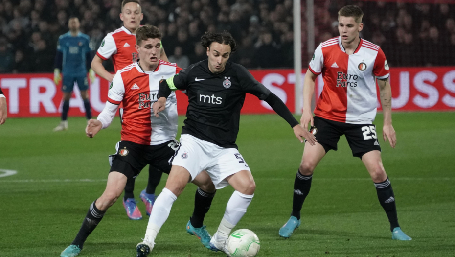 PARTIZAN POKAZAO ZUBE, ALI OSTAO BEZ TRIJUMFA! Fejenord slavio na prepunom "De Kajpu", crno-beli se uzdignute glave vraćaju iz Holandije!