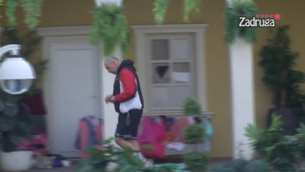 DOK DRUGI UŽIVAJU, ON VREDNO RADI! Miki ne odustaje od namere da preokrene svoj život za 180 stepeni! (VIDEO)